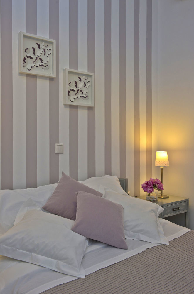 Hotel Oasis Парікія Екстер'єр фото