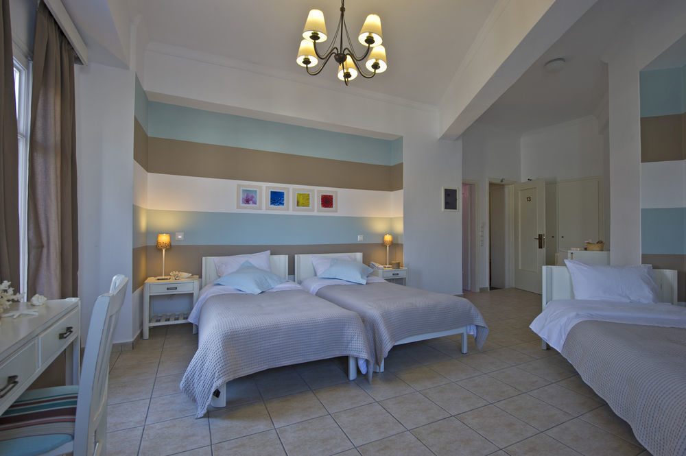 Hotel Oasis Парікія Екстер'єр фото